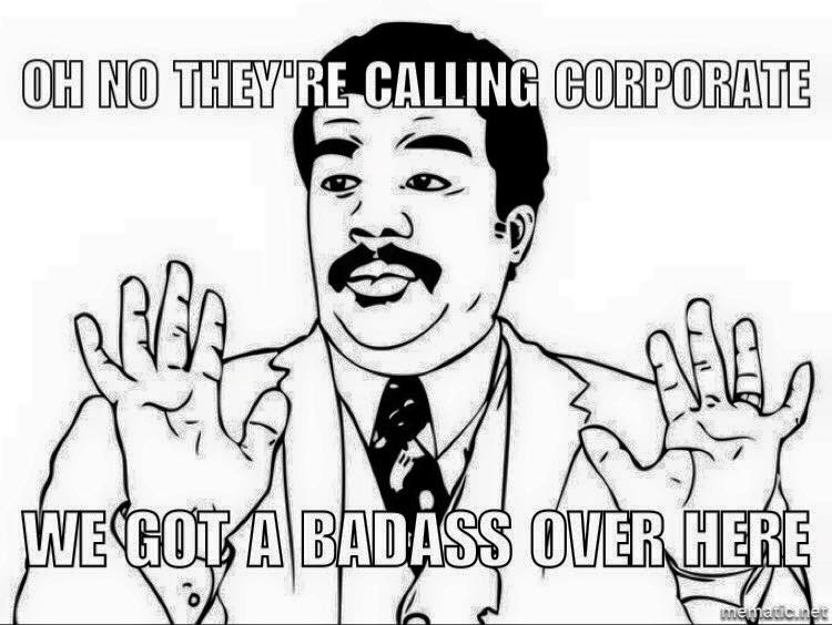 Meme sul servizio clienti su cliente arrabbiato