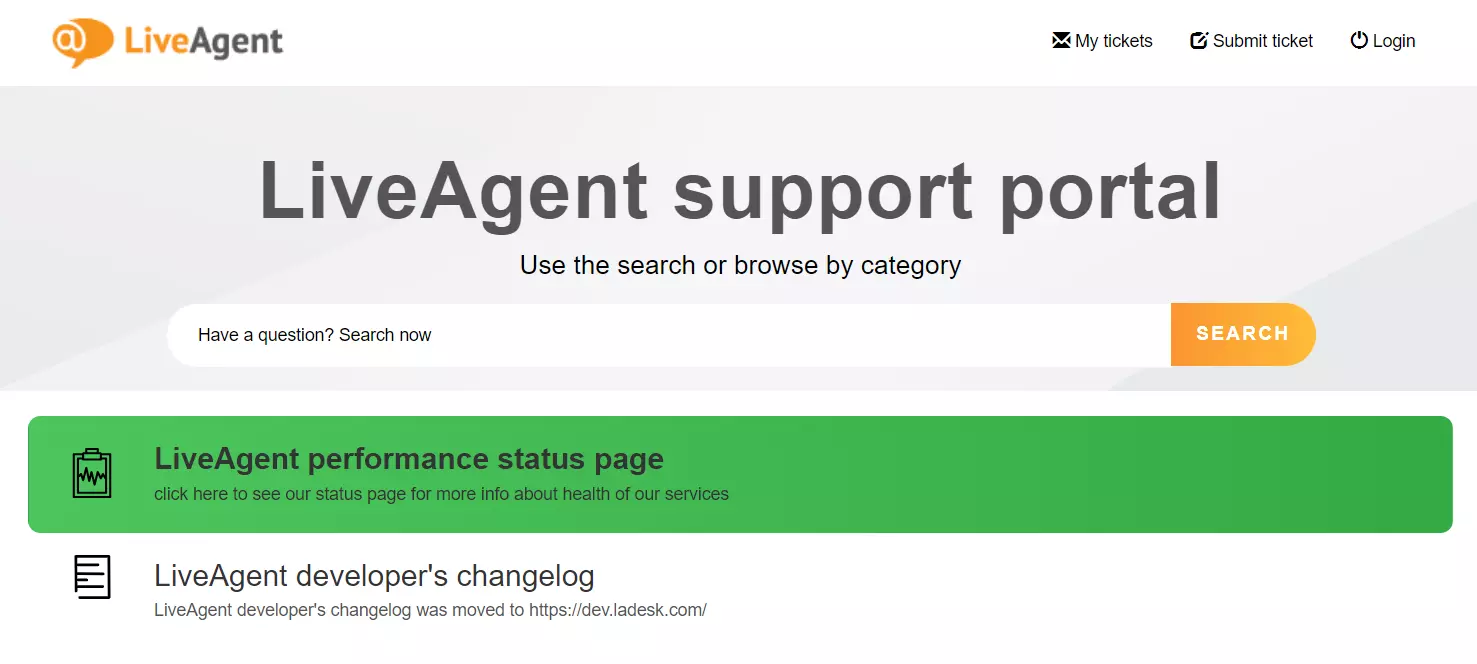 LiveAgent - immagine del portale di supporto con barra di ricerca