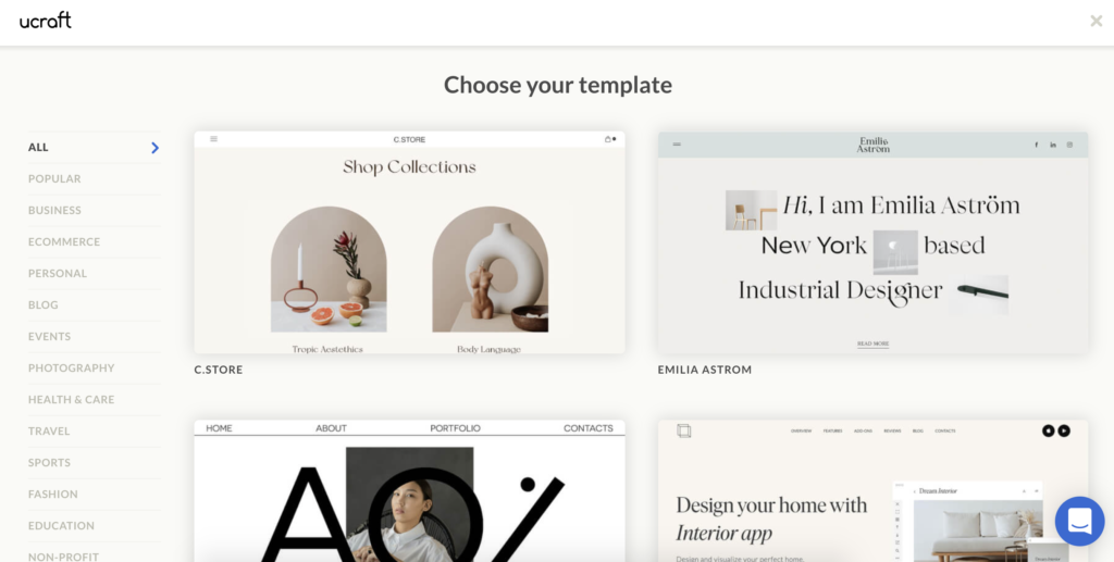 Schermata di selezione del template di Ucraft con più opzioni di template