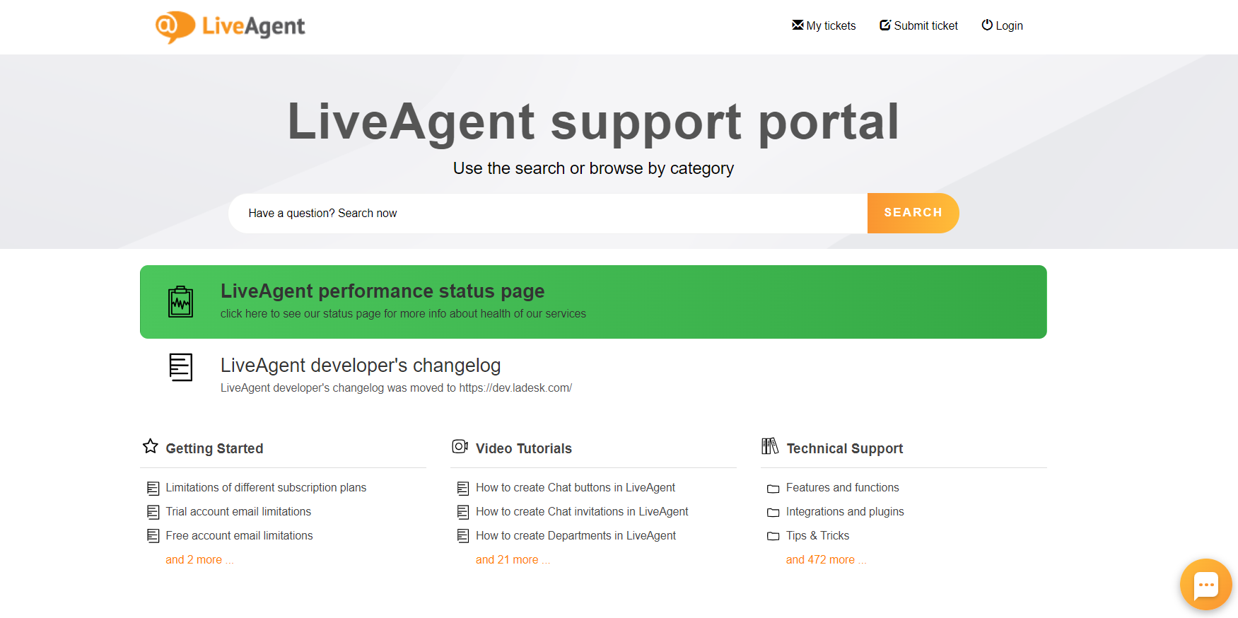 Portale clienti di LiveAgent con articoli organizzati in base a diverse categorie